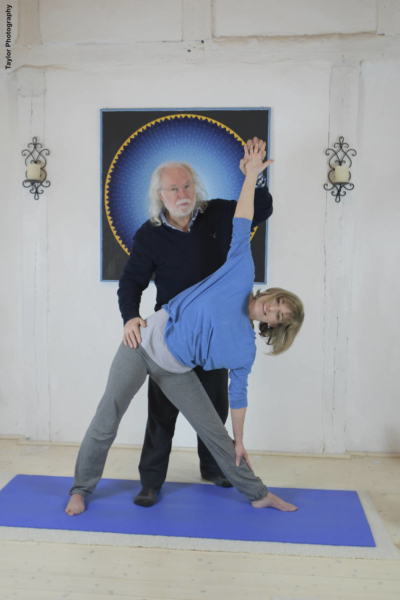 Ausbildung zum zur Yogalehrer in Basic